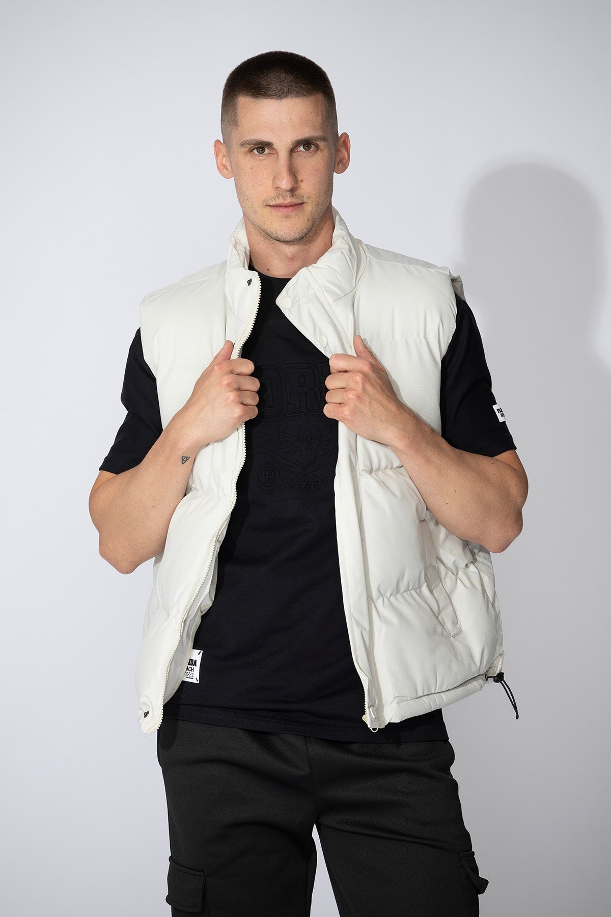 Елек Ivory